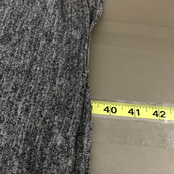 Demdaco Poncho Oversized Knit Sweater Grey Pockets Hooded Womens One Size Hi Low - Picture 4 of 8